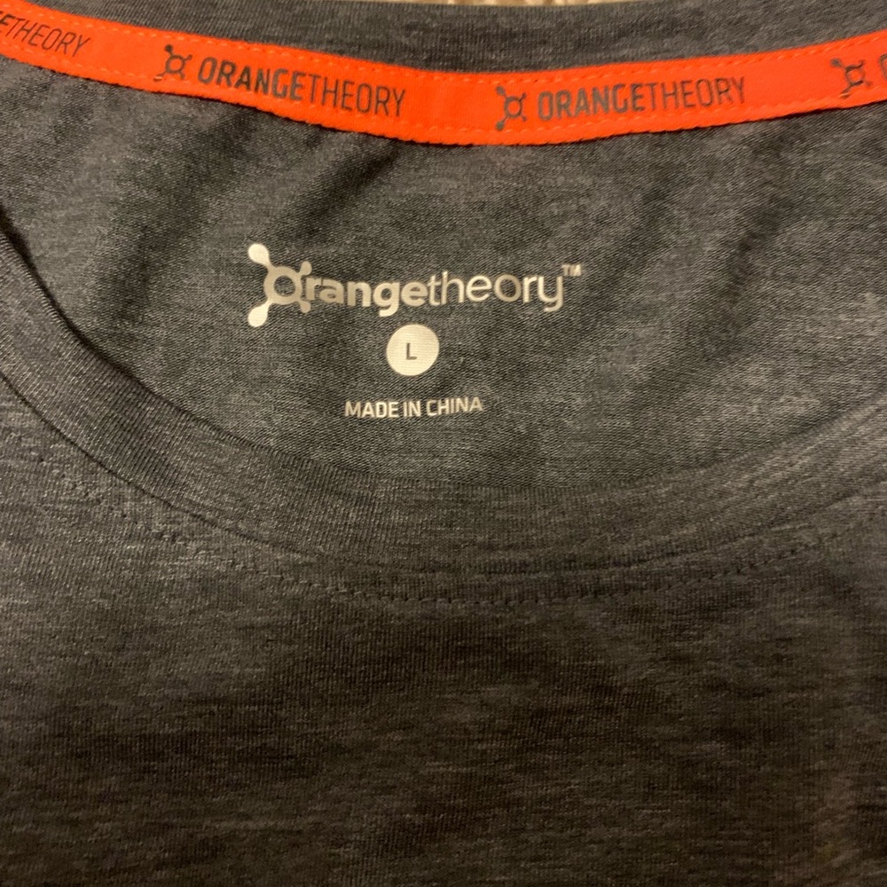 Orangetheory Short Sleeve Tee Womens L Charcoal Gray Orange Trim Logo Graphic - Picture 3 of 3
